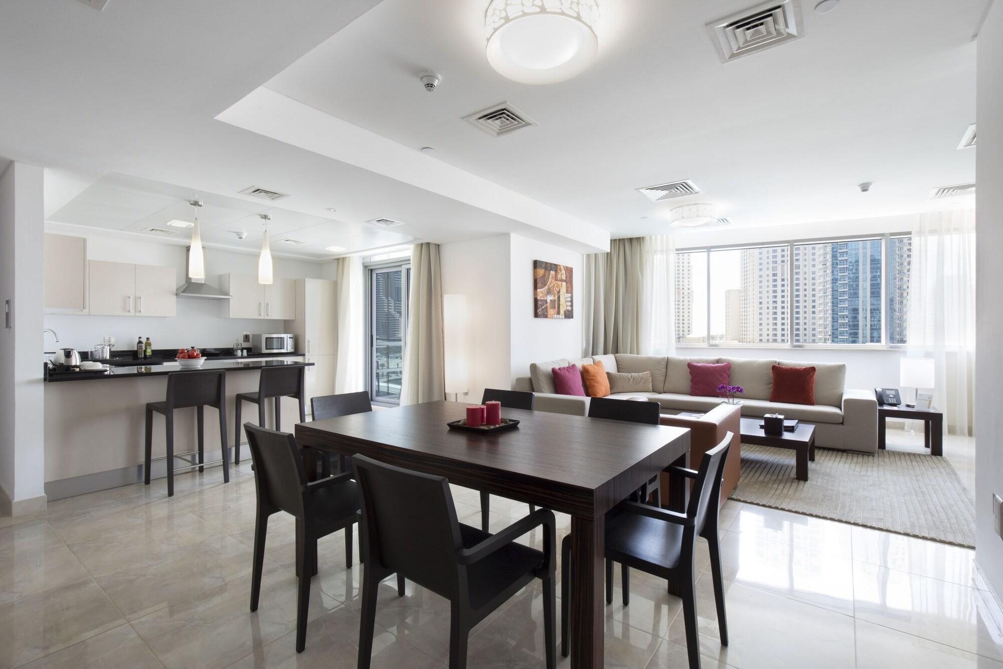 La Verda Suites And Villas Dubai Marina エクステリア 写真 A typical apartment interior