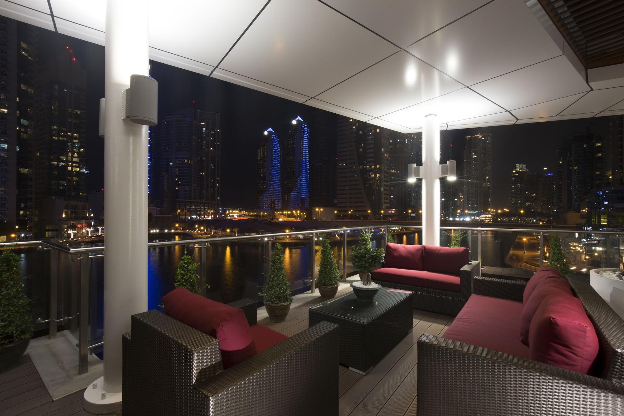 La Verda Suites And Villas Dubai Marina エクステリア 写真 The View